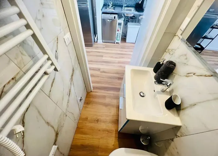 Astoria - Centro Σαν Ρέμο